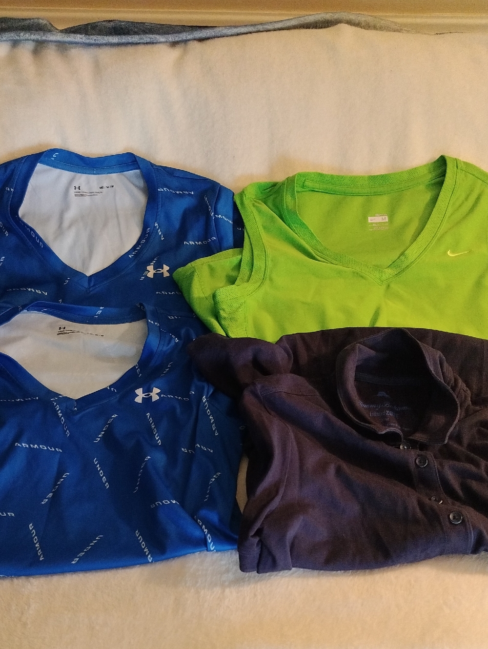 Under Armour Nike Sleeveless Tommy Bahama Island Zone Shirt Bundle Women's M